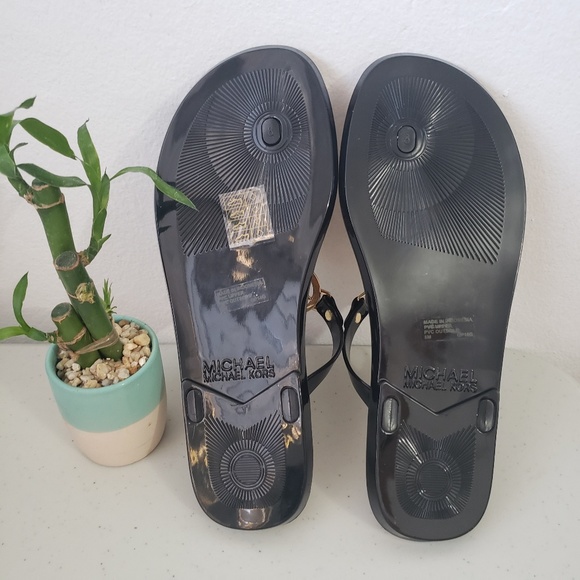 Michael Kors Womens MK Charm Jelly Sandal Black - Picture 3 of 8